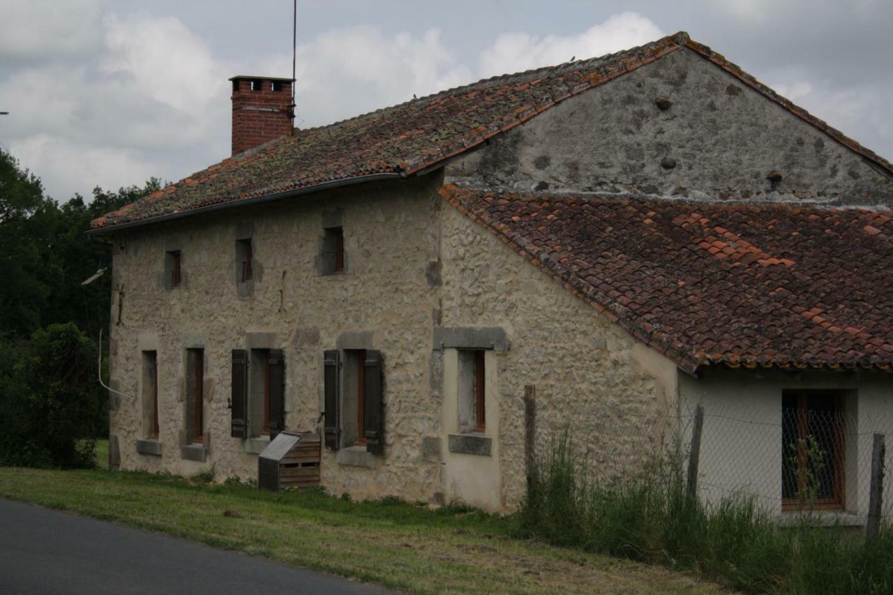 Chez Gondat Chambre D'Hotes Saint-Martial-sur-Isop Eksteriør billede