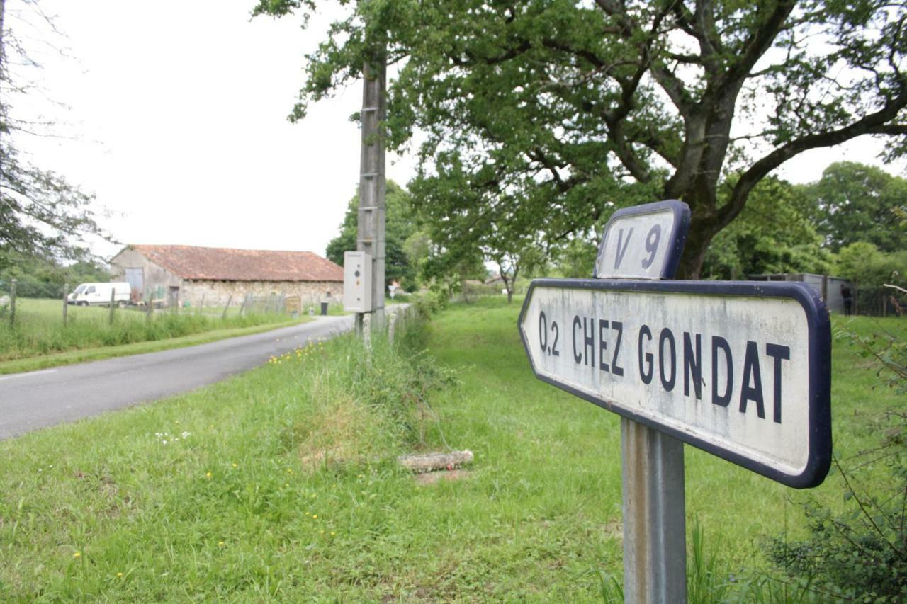 Chez Gondat Chambre D'Hotes Saint-Martial-sur-Isop Eksteriør billede